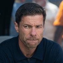 还得买！记者：阿隆索要求今夏再签1中场+1后卫，皇马需要先卖人