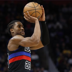 活塞GM：艾维上赛季攻防两端都非常亮眼 他现在已经做好准备了